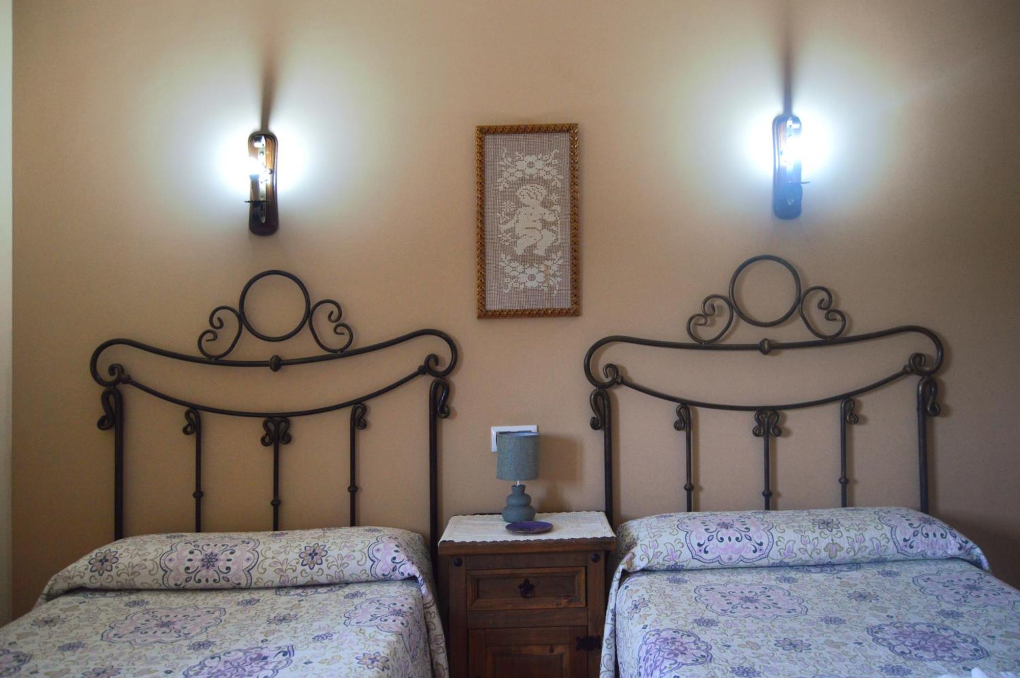 Casa Rural Los Olivos Sotoserrano Eksteriør bilde